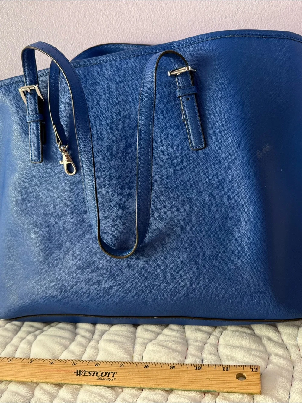 Michael Kors Royal Blue Saffiano Leather Tote with MK Charm - Picture 2 of 6